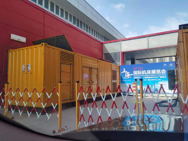 钟山发电车出租-发电机无电压或电压太低怎么办?