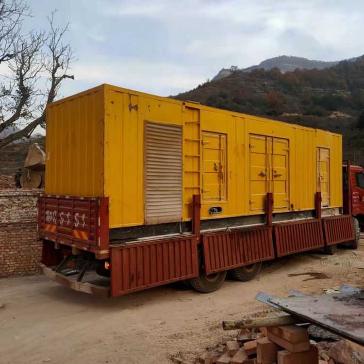 钟山200kW 发电机组在带电阻性负载时，输出功率会受到哪些因素的影响？