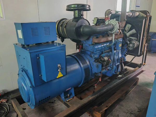 钟山100kW柴油发电机组使用多级机油有哪些优缺点？